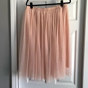 Massimo Blush Tulle Skirt L / XL... Worn Once!